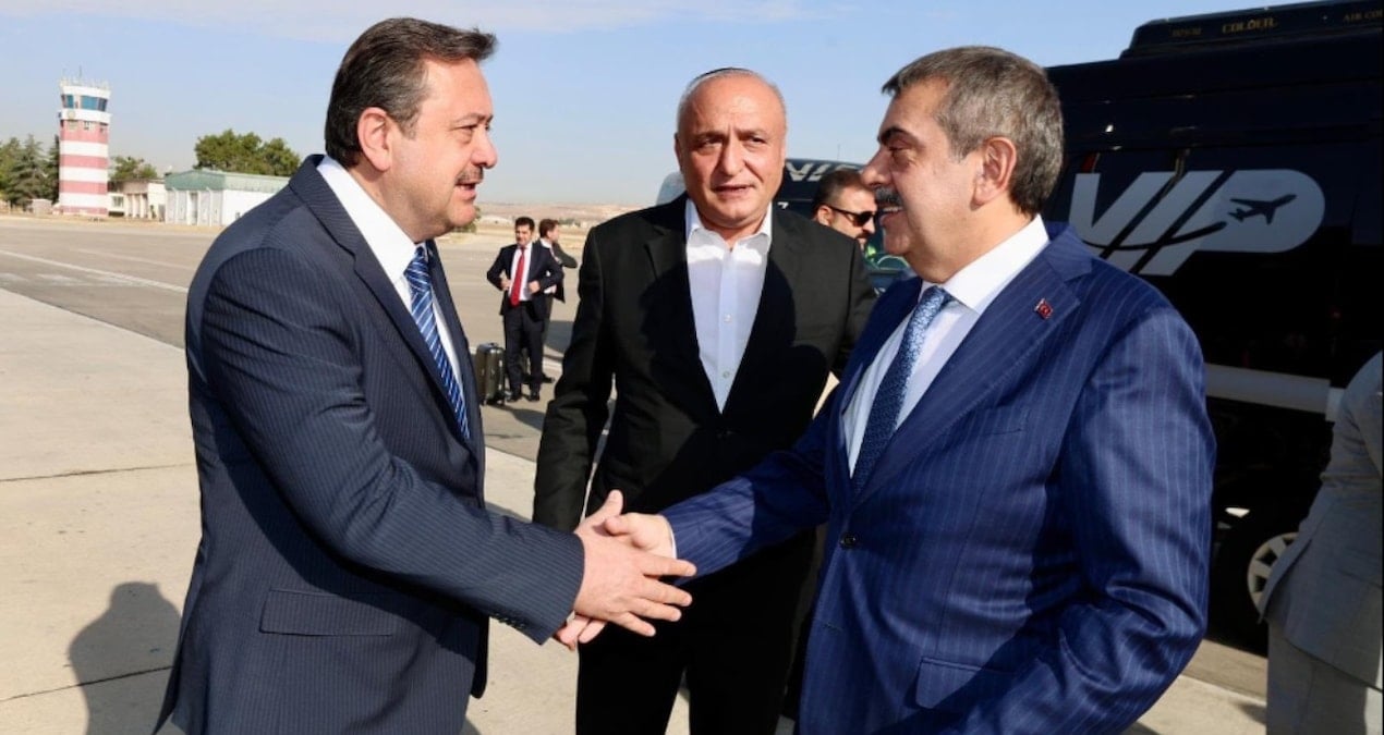 laik egitimi hedef alan bakana chpli vekilden karsilama gXhhsqRv