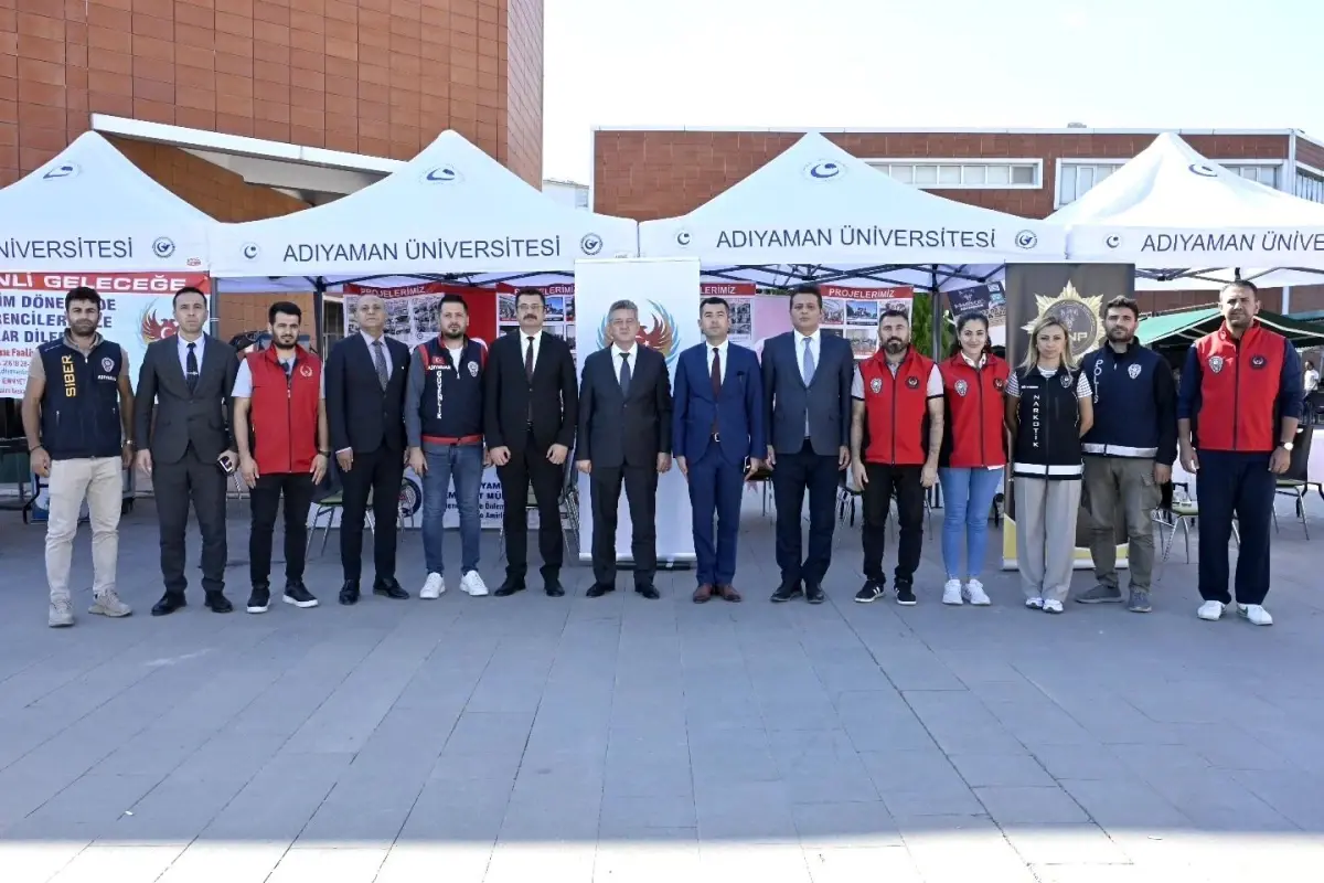 adiyaman emniyetinden ogrencilere guvenlik egitimi mNPBQYEw.jpg