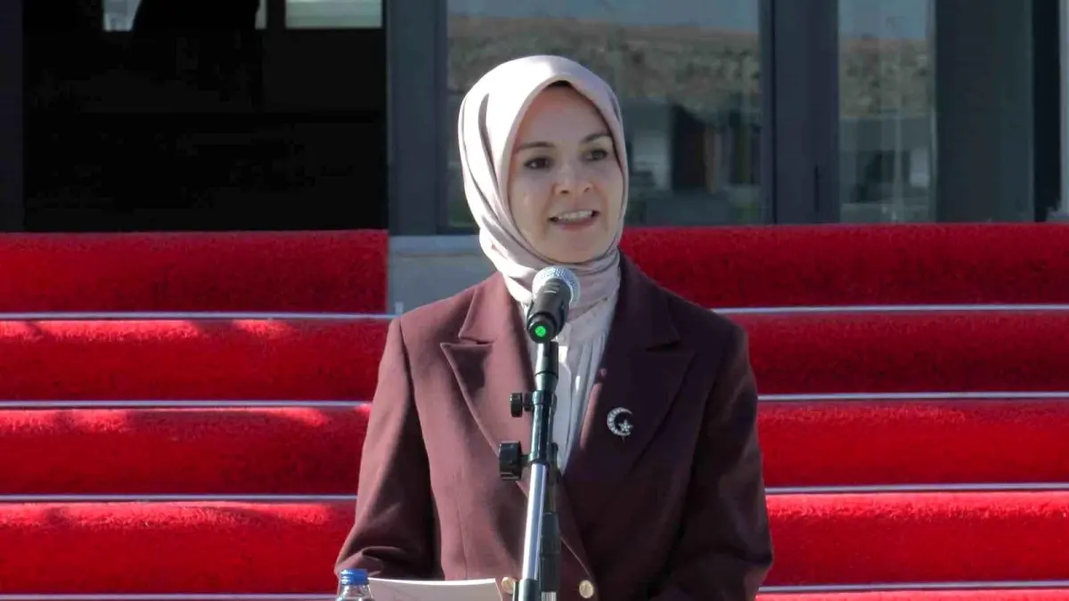 bakan goktas kayseriye geliyor vyUtQH7Z.jpg