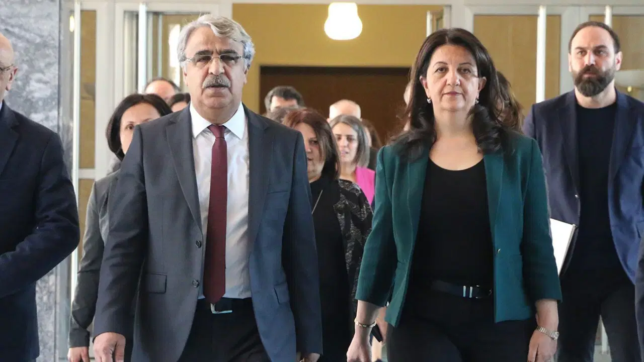 imrali heyetinden demirtasa ziyaret aciklama yapildi TBi8XJGi.jpg