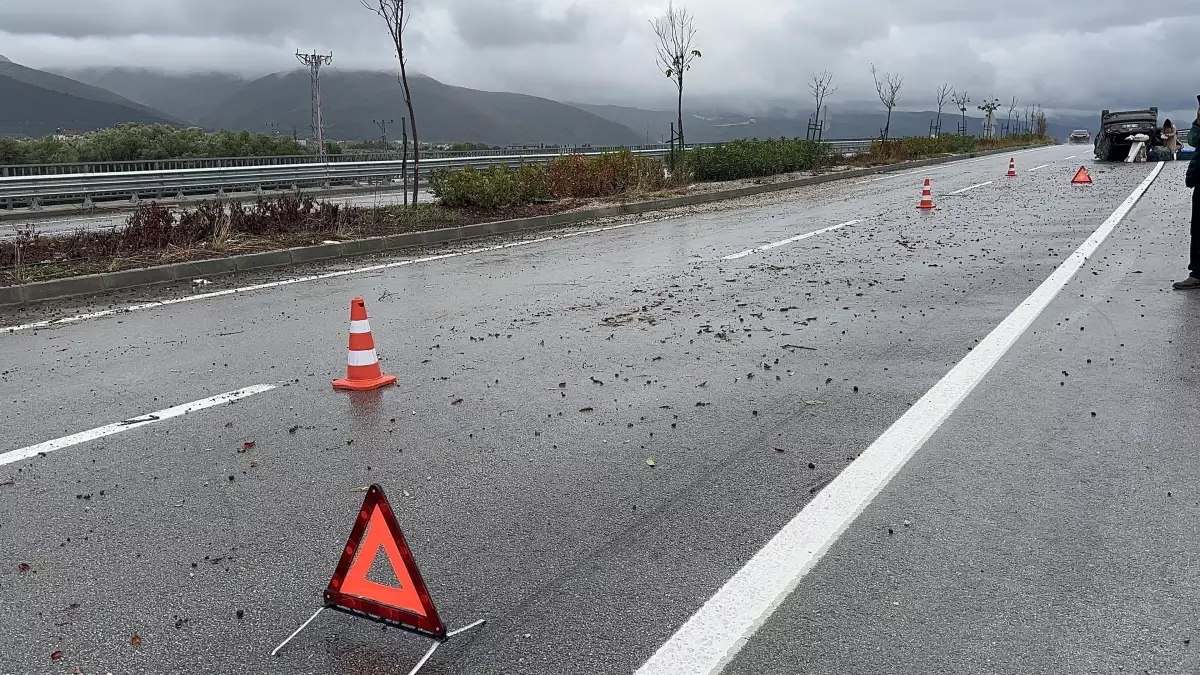 iznikte otomobil takla atti ztAEHG2W.jpg