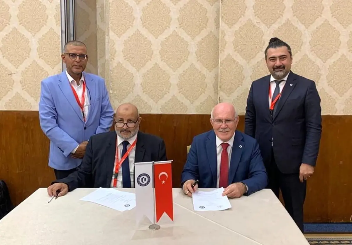 usak universitesi tunusta turk arap universite rektorleri kongresinde is birligi protokolleri imzaladi ywsYpXkS.jpg